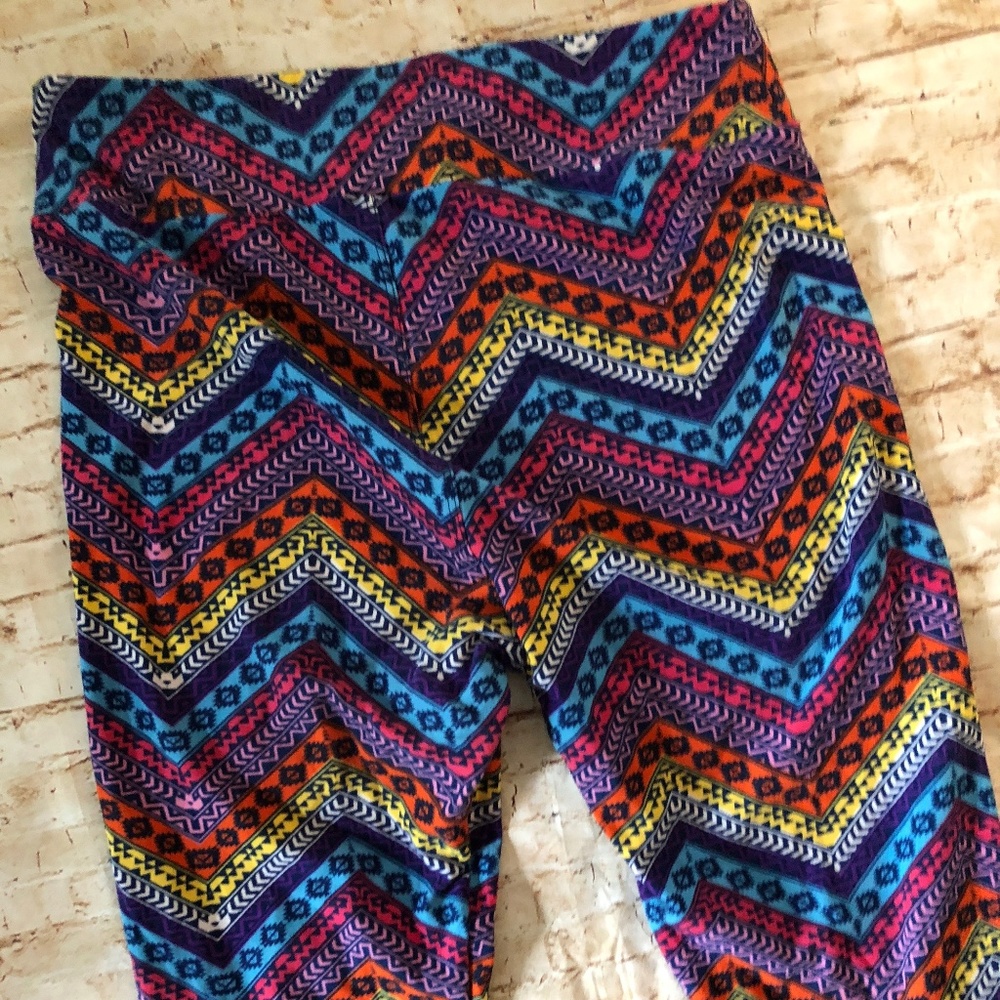 LulaRoe zig zag leggings TC